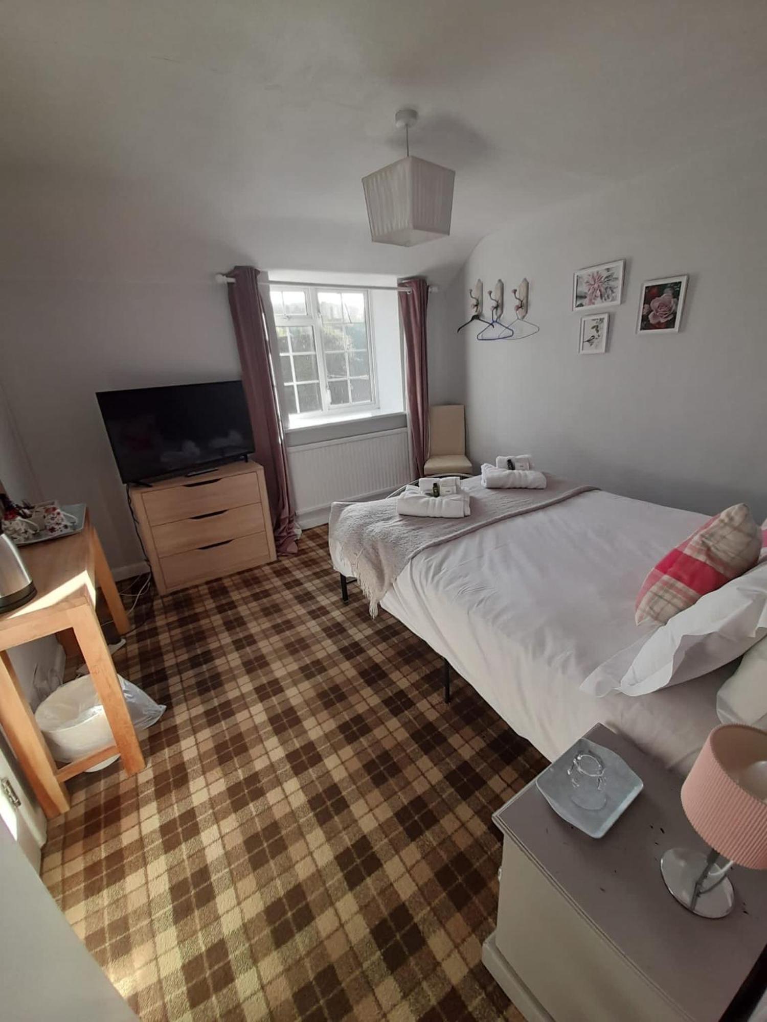 The Kings Arms Inn Montacute Ngoại thất bức ảnh
