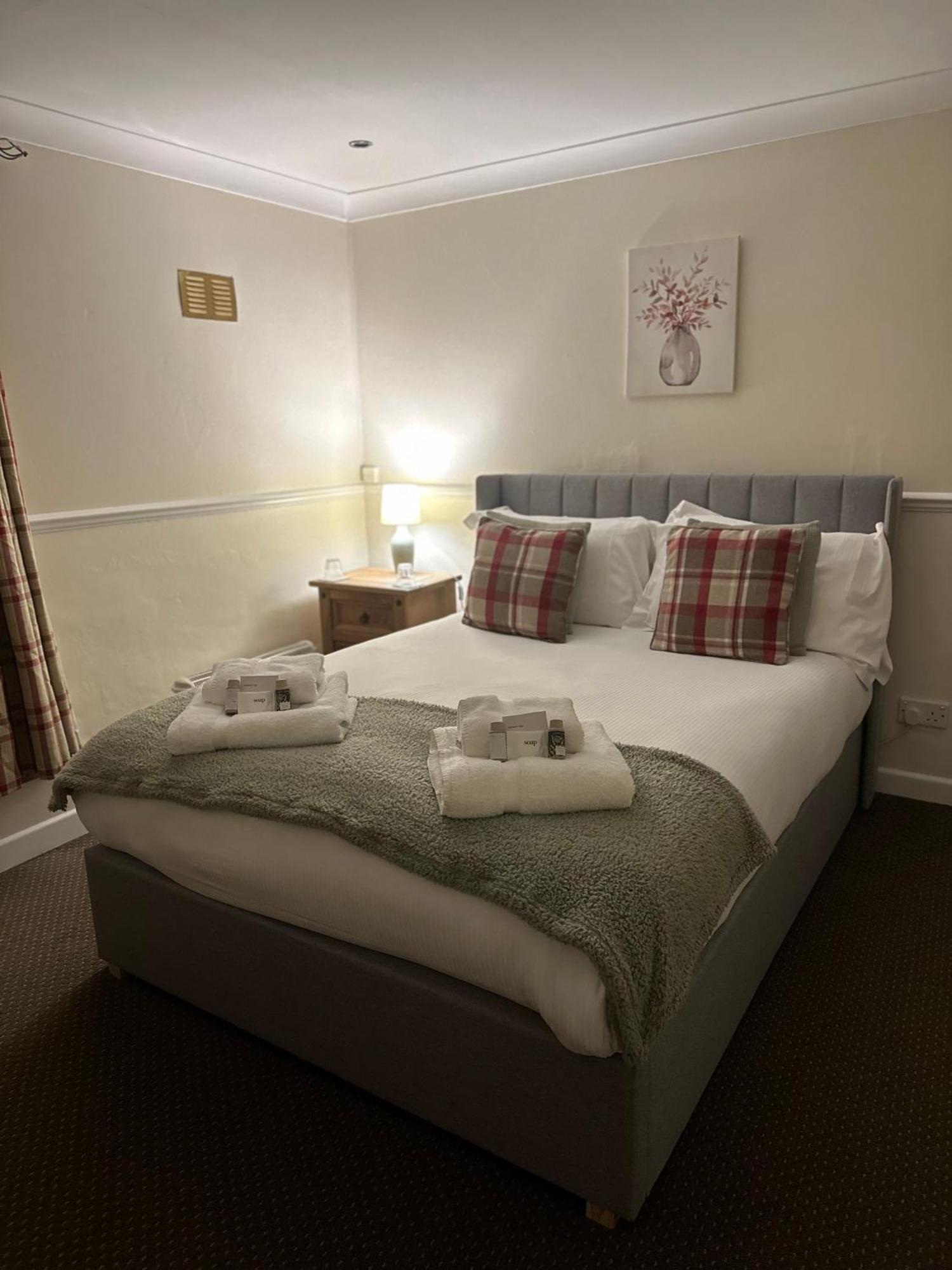 The Kings Arms Inn Montacute Phòng bức ảnh